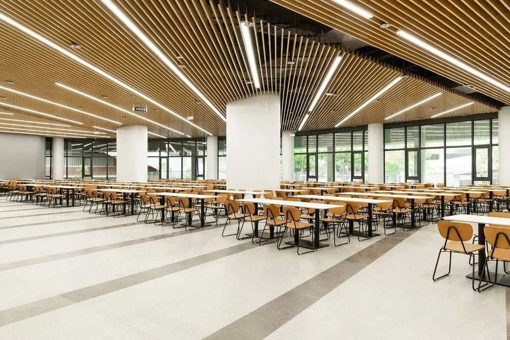 深圳外國(guó)語(yǔ)學(xué)校高中園